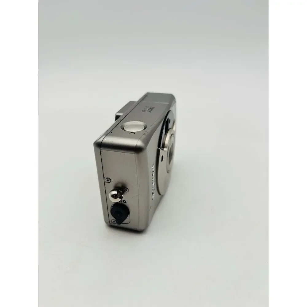 Canon ixy 230